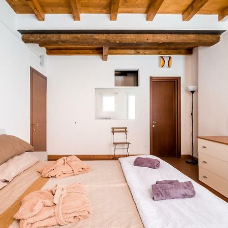 Whouse Suite Apartment Mirasole Bologna Eksteriør bilde