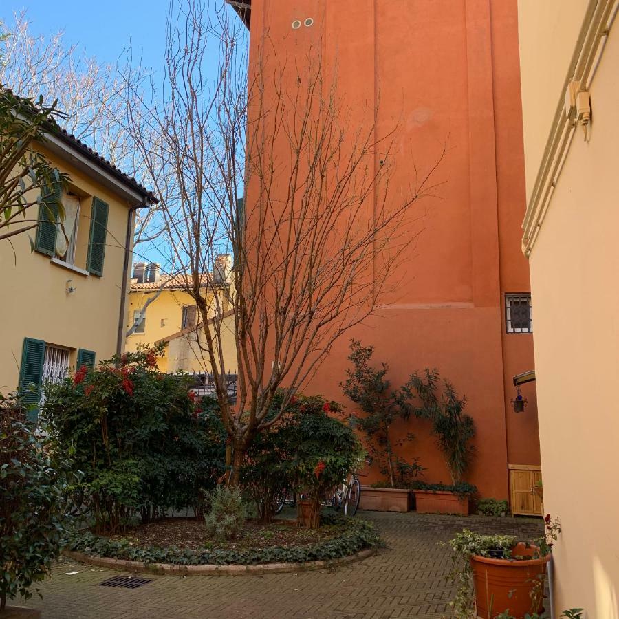 Whouse Suite Apartment Mirasole Bologna Eksteriør bilde